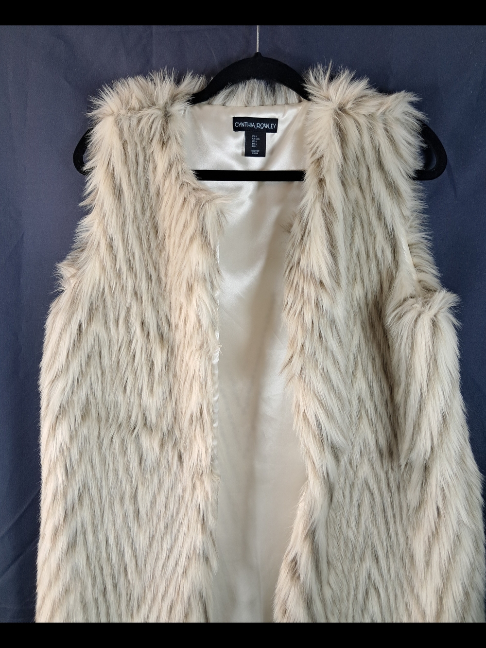 Cynthia Rowley Women's Cream Faux Fur Vest